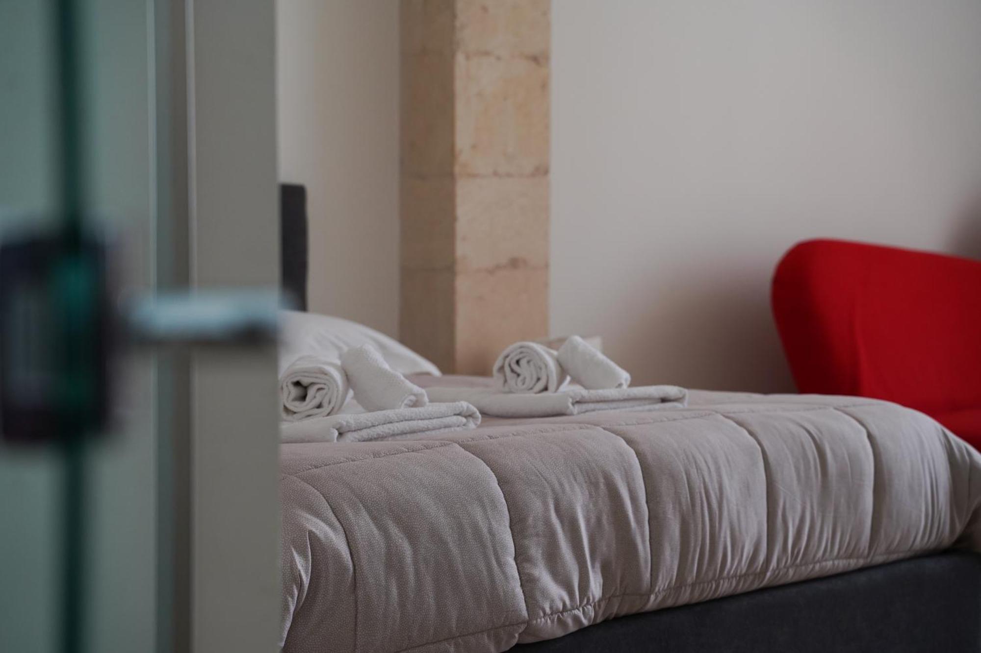 Suite Home D'Aragona Lecce Ngoại thất bức ảnh